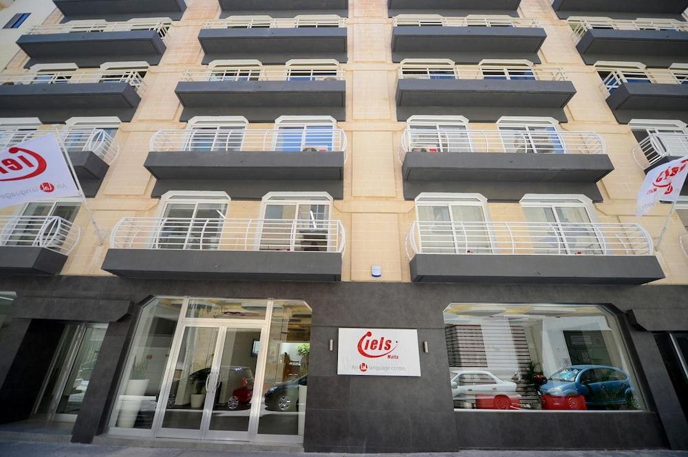 Day'S Inn Hotel And Residence Sliema Kültér fotó