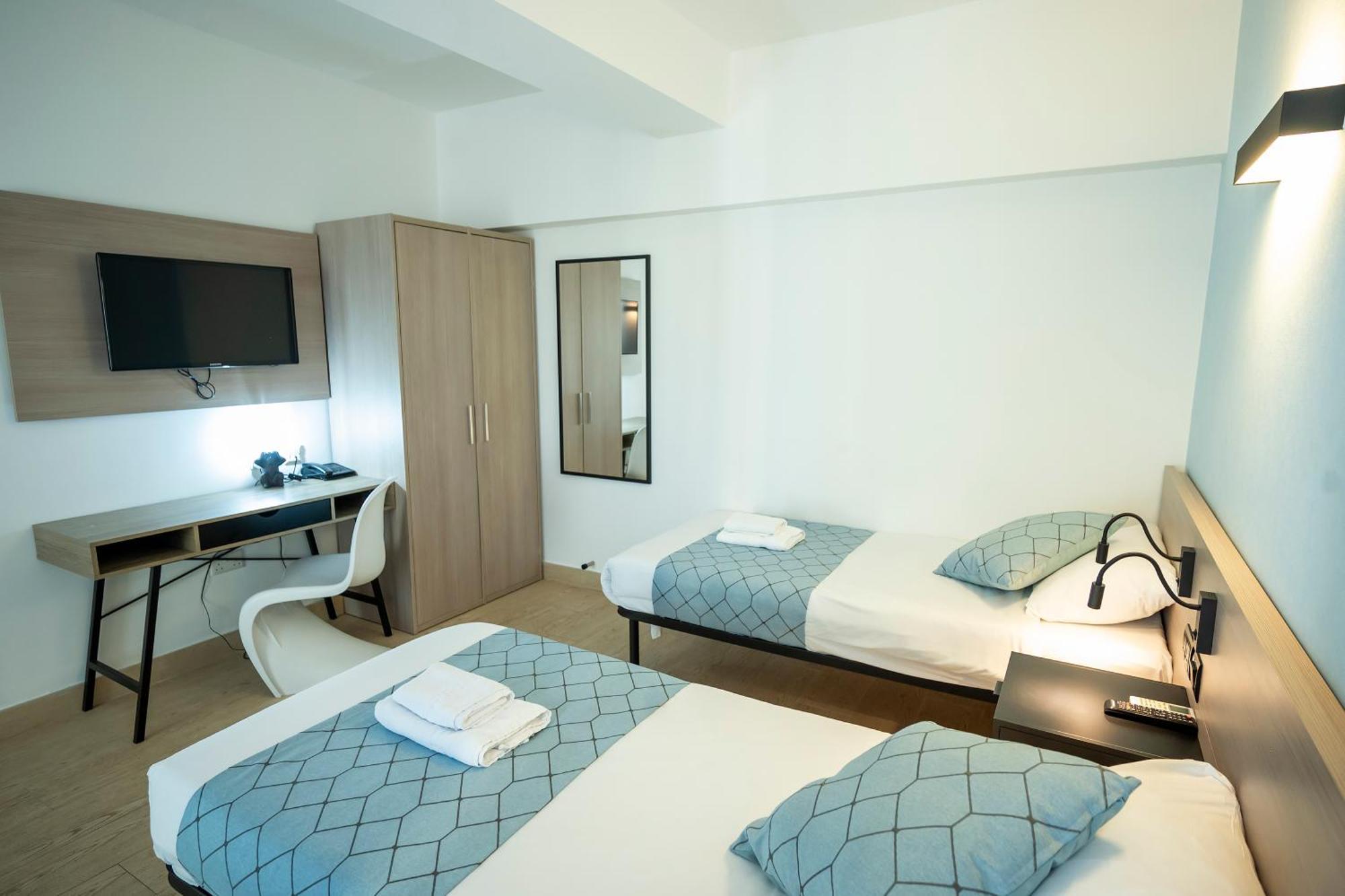 Day'S Inn Hotel And Residence Sliema Kültér fotó